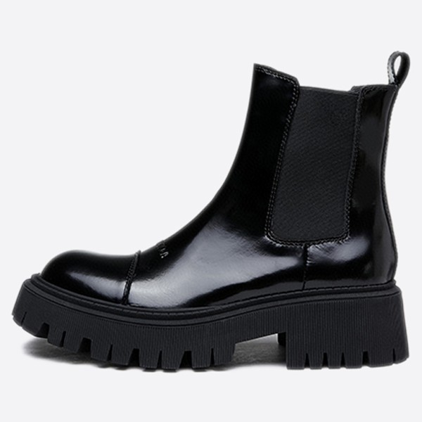 Balenciaga tractor boots