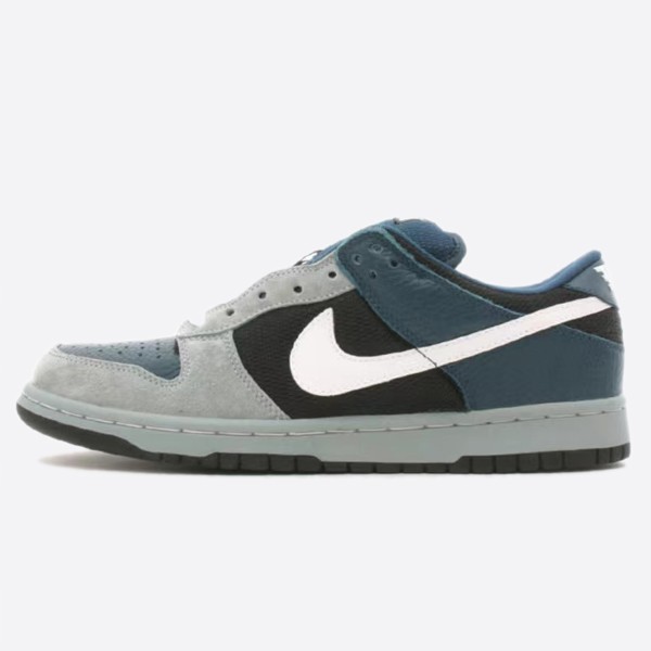 Nike SB Dunk Low Pro 
