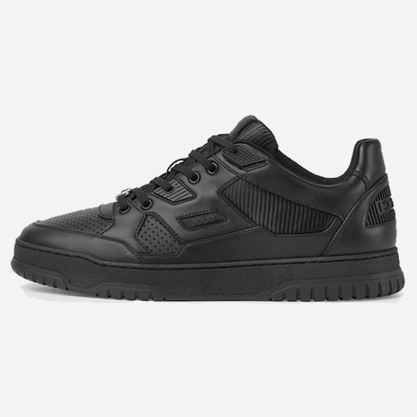 Gucci sneakers in black leather, 777221 AAC1X 1000