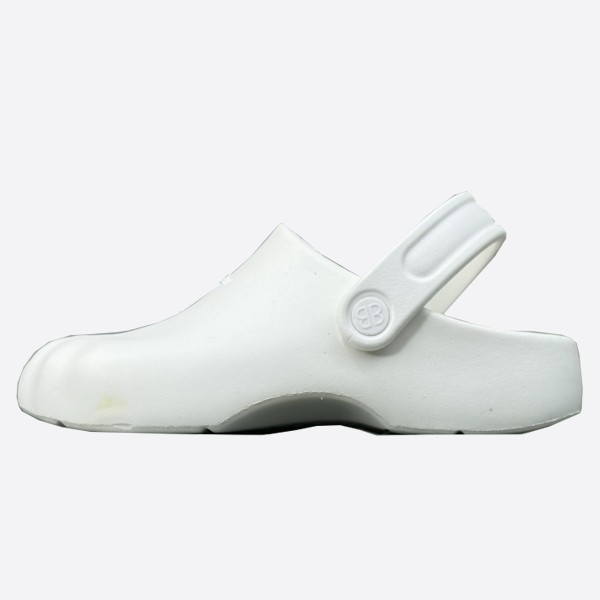 Balenciaga closed-toe mule sandals