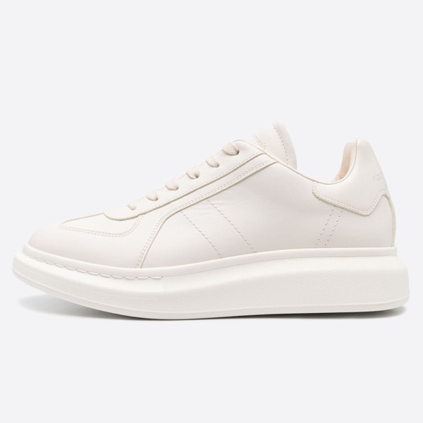 Alexander McQueen oversized sneakers in white