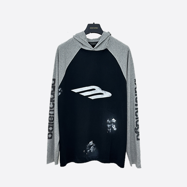 Balenciaga long sleeve GT70022550624