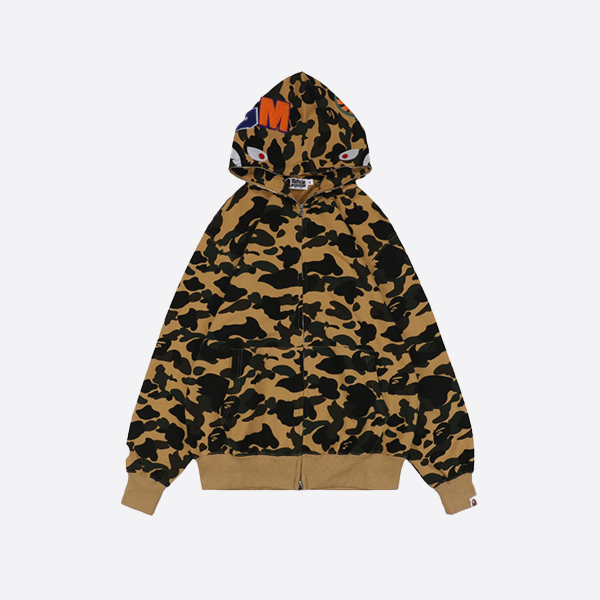 Bape 24FW Graffiti Camouflage Sweatshirt - Green
